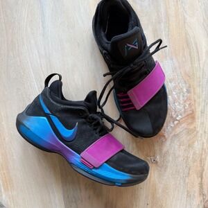 Nike PG 1 Paul George Basketball Shoes Black Blue Pink Mens Size 8.5